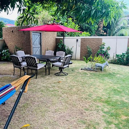 Kingston Oasis One Bedroom Dış mekan fotoğraf