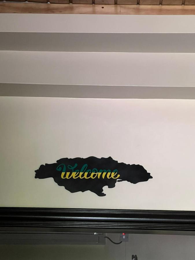 Kingston Oasis One Bedroom Dış mekan fotoğraf